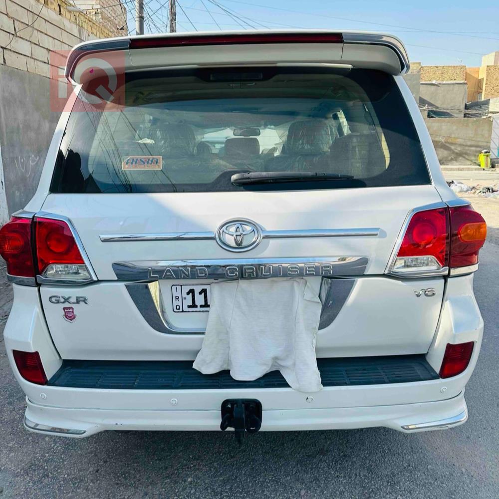 تويوتا لاندكروزر